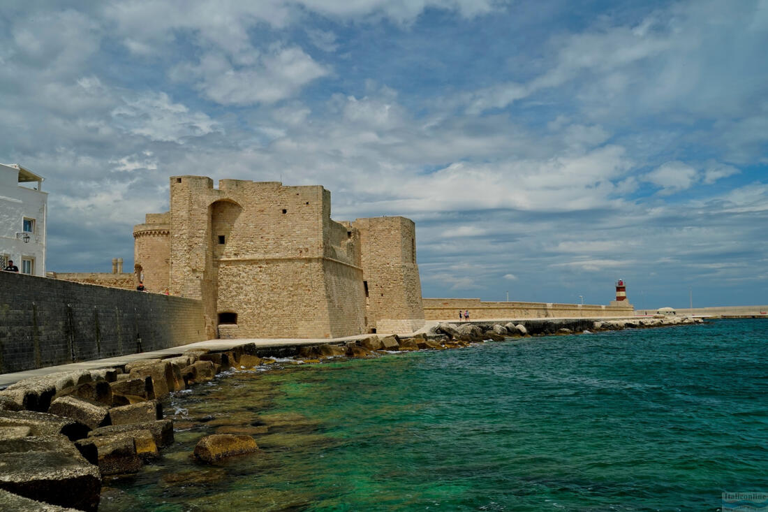 Monopoli hrad