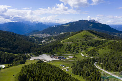 Alpe Cimbra - v zime raj pre lyžiarov, v lete idylický horský raj