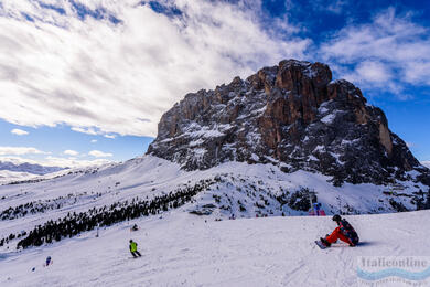 Nekonečný lyžiarsky okruh v Dolomitoch. Sella Ronda