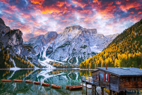 Lago di Braies, zrkadlo neba